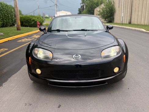 Used 2006 MAZDA MX-5 Miata Grand Touring image 5
