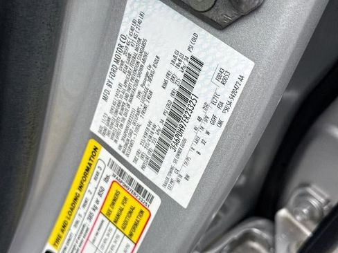 Used 2014 Ford Fusion SE w/ Equipment Group 202A image 33