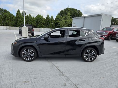 Used 2025 Lexus UX 300h FWD w/ Accessory Package (Z1) image 2