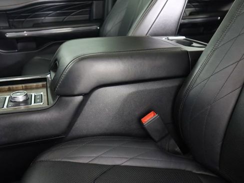 Certified 2020 Ford Expedition Platinum image 58