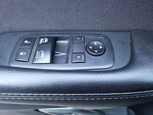 Used 2018 Dodge Challenger R/T w/ Performance Handling Group image 27