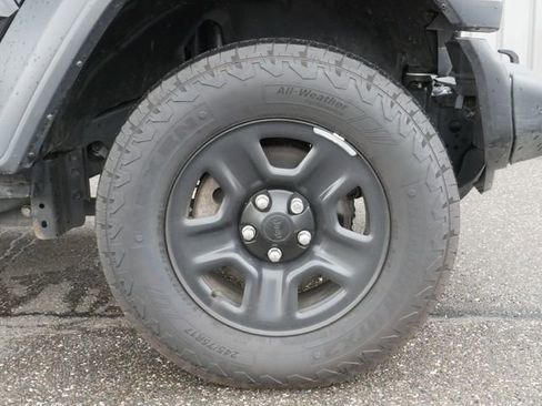 Used 2024 Jeep Wrangler Unlimited Sport AWD/4WD image 10