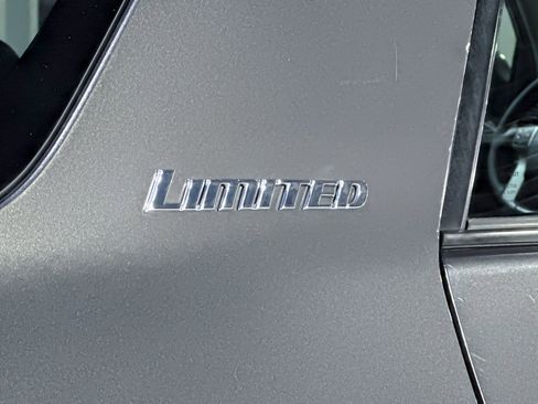 Used 2010 Toyota 4Runner Limited image 22