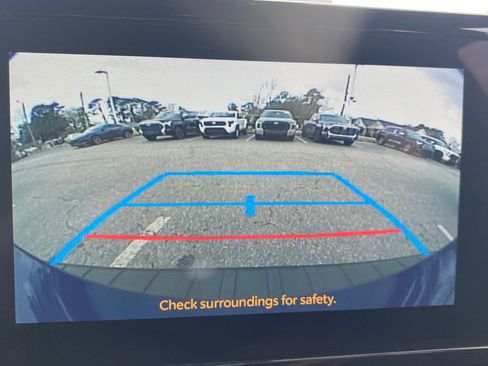 Used 2025 Toyota Corolla SE image 29