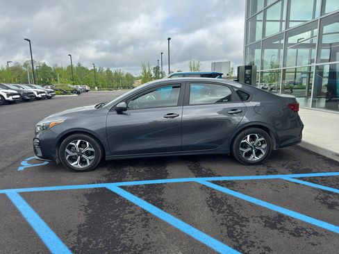 Used 2021 Kia Forte LXS FWD image 1