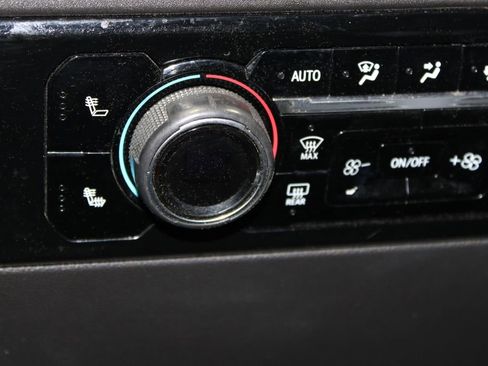 Used 2022 Chevrolet Silverado 1500 LT w/ Protection Package image 30