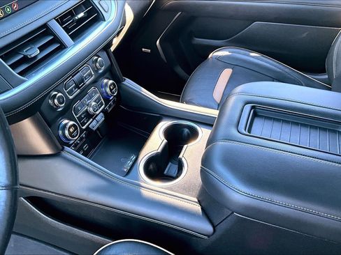 Used 2021 GMC Yukon AT4 w/ AT4 Premium Plus Package image 14