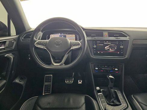 Used 2023 Volkswagen Tiguan SEL R-Line image 19