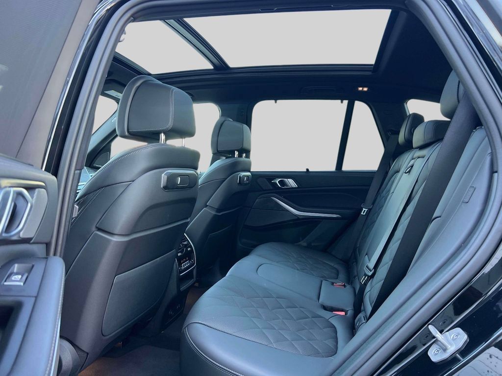 Certified 2026 BMW X5 xDrive40i AWD/4WD image 13