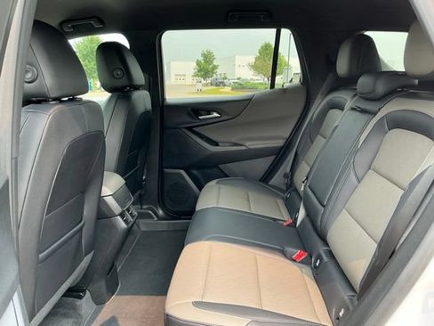 Used 2025 Chevrolet Equinox LT w/ Convenience Package II AWD/4WD image 33