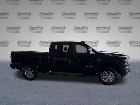 Used 2025 RAM 3500 Big Horn AWD/4WD image 10