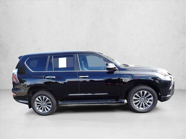 Used 2021 Lexus GX 460 Luxury w/ Accessory Package AWD/4WD image 5