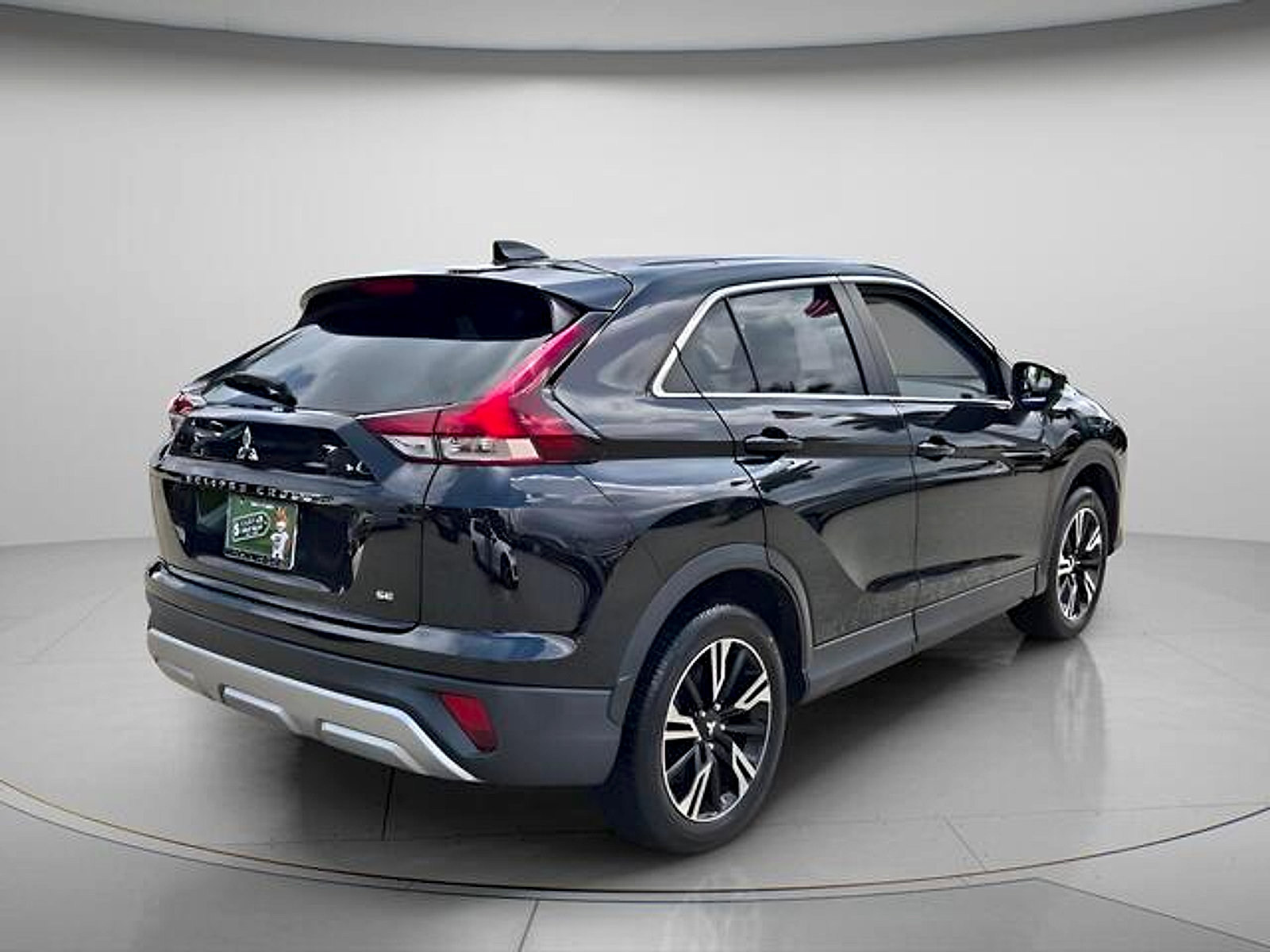 Used 2024 Mitsubishi Eclipse Cross AWD image 7