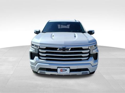 Used 2023 Chevrolet Silverado 1500 High Country w/ High Country Premium Package image 8