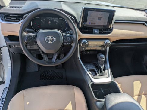 Certified 2025 Toyota RAV4 XLE image 16