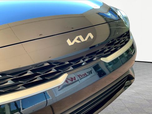 Used 2024 Kia Forte LXS w/ LXS Technology Package FWD image 29