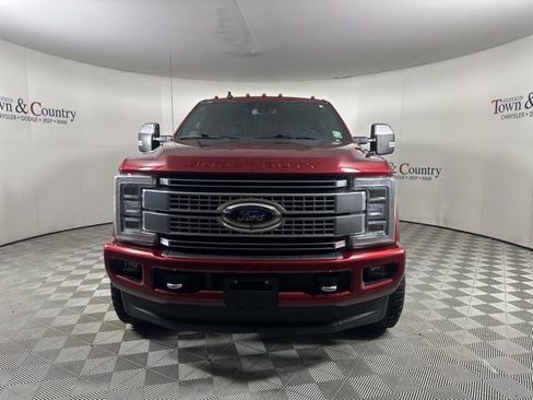 Used 2019 Ford F250 Platinum w/ Platinum Ultimate Package image 2