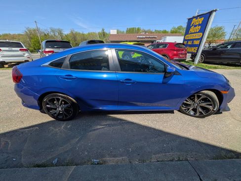 Used 2019 Honda Civic Sport image 7