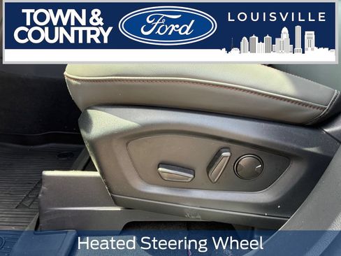 Used 2025 Ford Explorer Active w/ Active Comfort Package AWD/4WD image 12