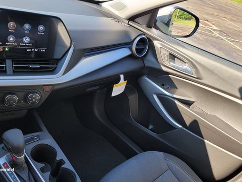 New 2026 Chevrolet Trax LS w/ LS Convenience Package FWD image 23