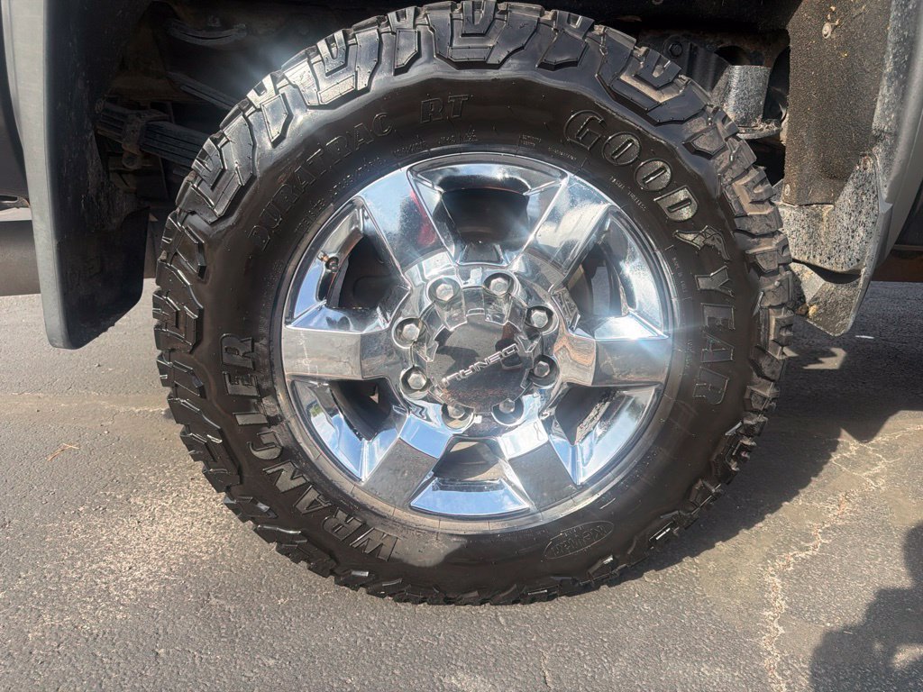 Used 2018 GMC Sierra 3500 Denali w/ Suspension Package, Off-Road AWD/4WD image 36
