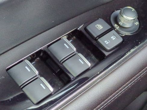 Used 2023 MAZDA CX-5 Signature image 25