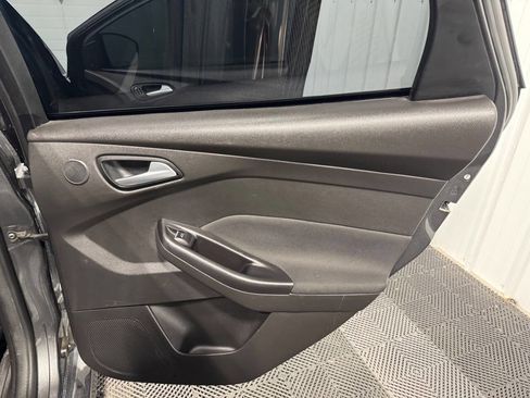 Used 2017 Ford Focus ST w/ Equipment Group 401A image 22