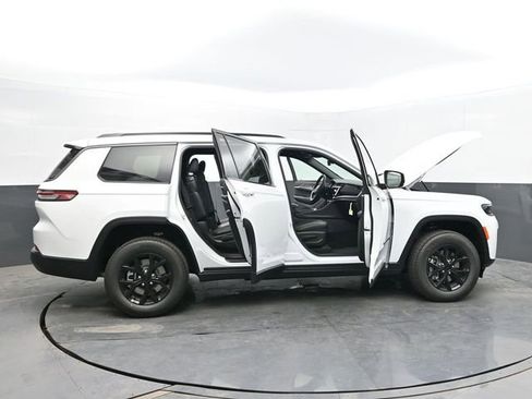 New 2026 Jeep Grand Cherokee L 4WD image 66