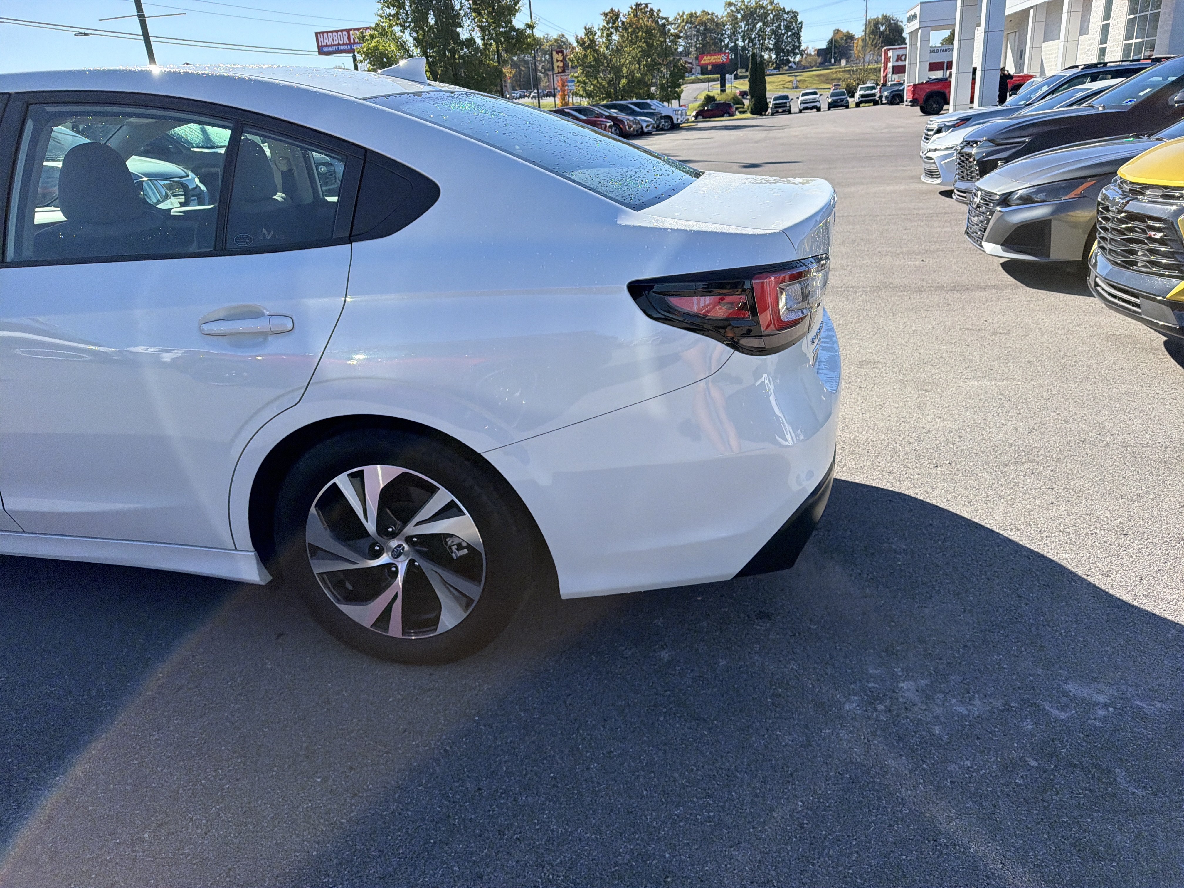 Used 2025 Subaru Legacy Premium AWD/4WD image 10