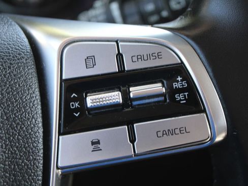 Used 2021 Kia Telluride EX w/ EX Premium Package image 34