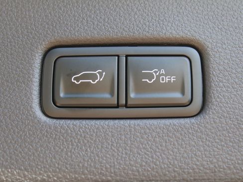 New 2026 Kia Carnival EX image 14