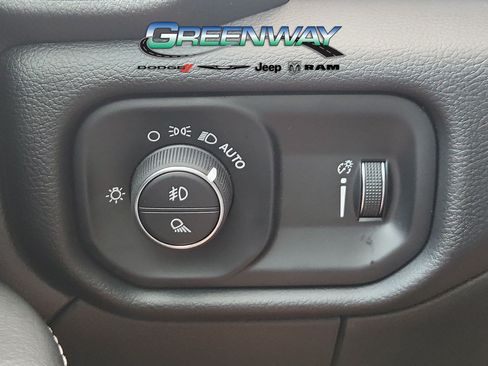 New 2025 RAM 2500 Big Horn AWD/4WD image 27