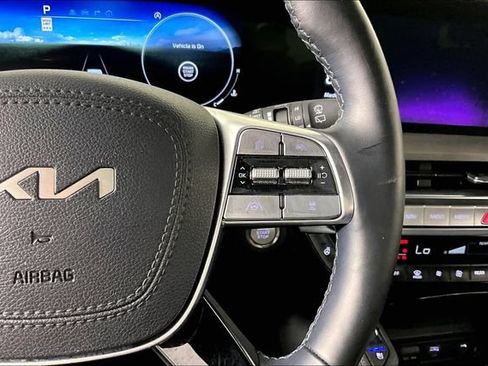 Certified 2024 Kia Telluride SX Prestige X-Line AWD/4WD image 11