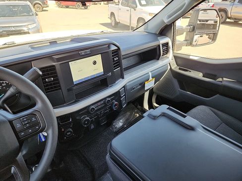 New 2026 Ford F250 XL w/ FX4 Off-Road Package image 20