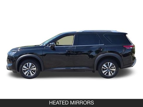 Used 2025 Nissan Pathfinder SL FWD image 5