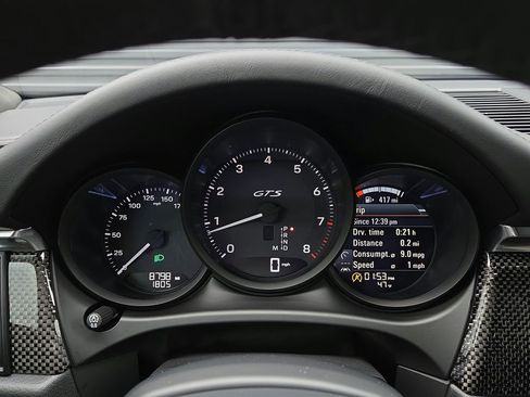 Certified 2026 Porsche Macan GTS image 10