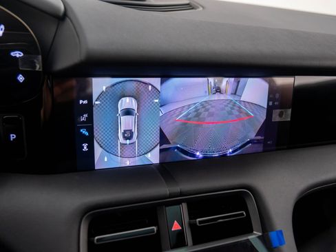 New 2026 Porsche Taycan image 26