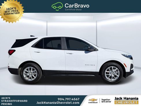 Certified 2024 Chevrolet Equinox LS FWD image 2