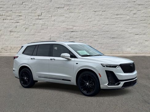 New 2025 Cadillac XT6 Premium Luxury w/ Platinum Package FWD image 6