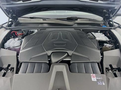 New 2026 Porsche Cayenne AWD/4WD image 32