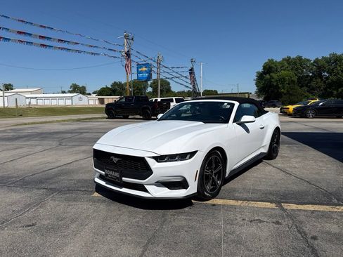 Used 2024 Ford Mustang Premium RWD image 9