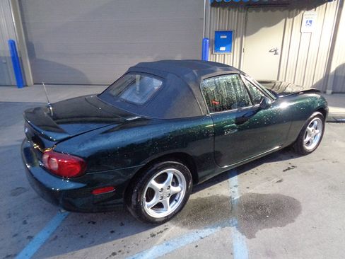 Used 2002 MAZDA MX-5 Miata image 5