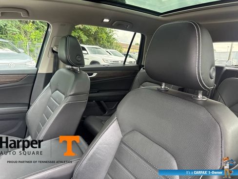 Used 2024 Volkswagen Atlas SEL AWD/4WD image 12