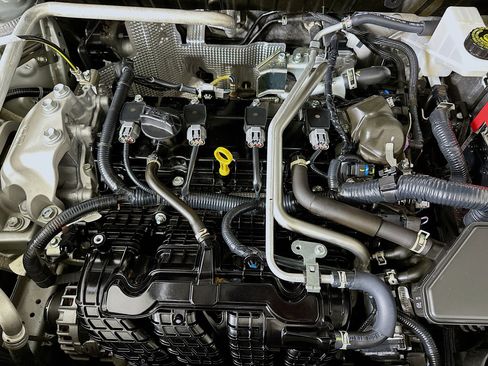 Used 2024 Mitsubishi Outlander SE image 35