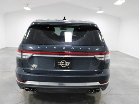 Used 2023 Lincoln Aviator Reserve w/ Equipment Group 201A AWD/4WD image 8