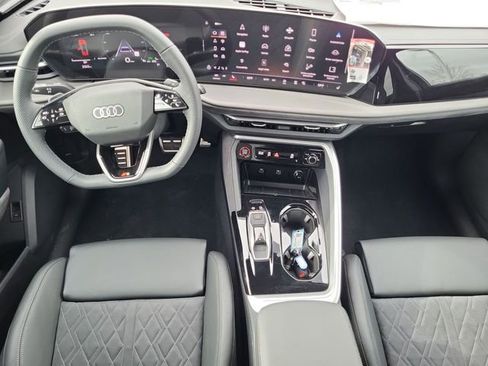 New 2025 Audi SQ5 Premium Plus image 14