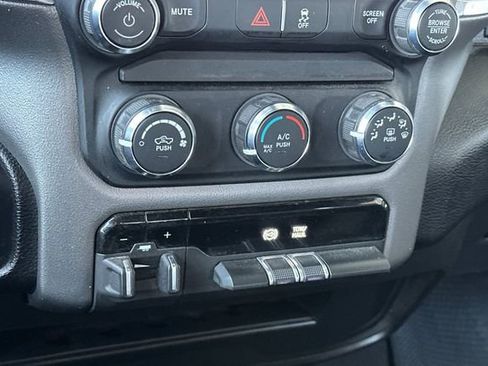 Used 2024 RAM 3500 Big Horn AWD/4WD image 26