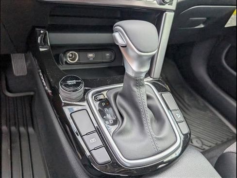 New 2026 Kia Seltos S FWD image 11
