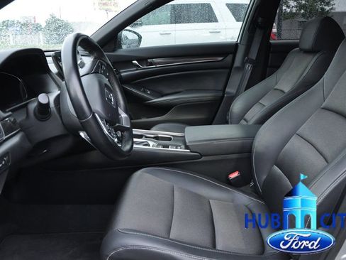 Used 2022 Honda Accord Sport image 10
