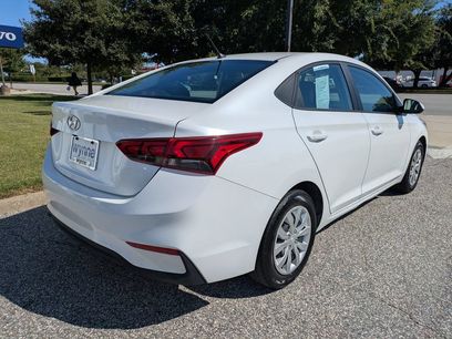 Used 2022 Hyundai Accent SE